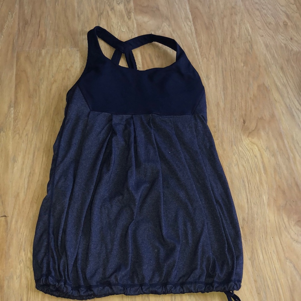 Lululemon active tank top padded size 8